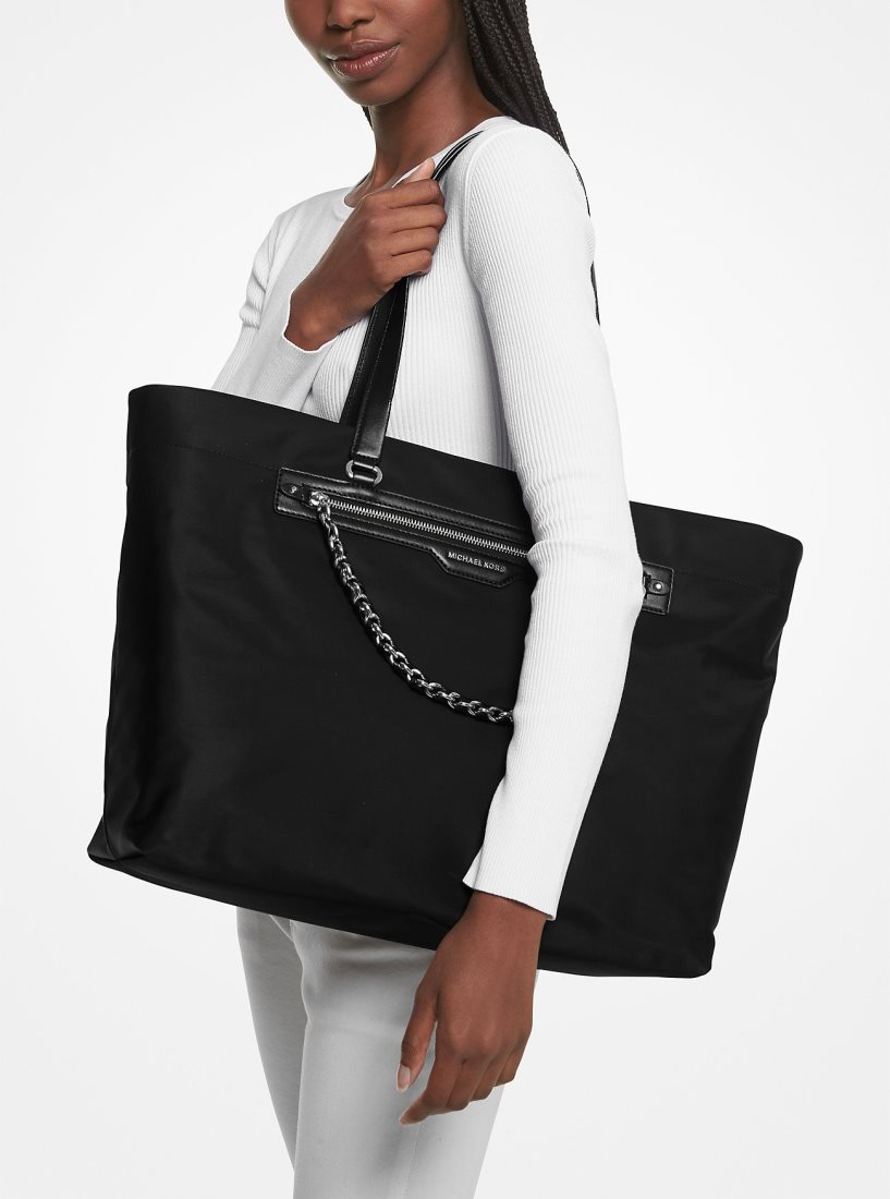 Cabas Michael Kors Slater Extra-Large Recycled Nylon Tote Bag Femme Noir | 0327SKWJV