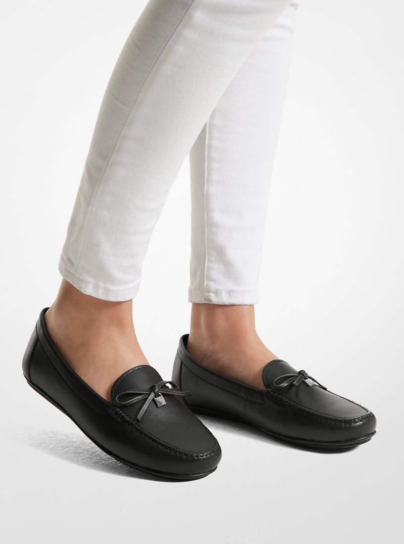 Chaussure Plate Michael Kors Juliette Leather Loafer Femme Noir | 9186PGMAN