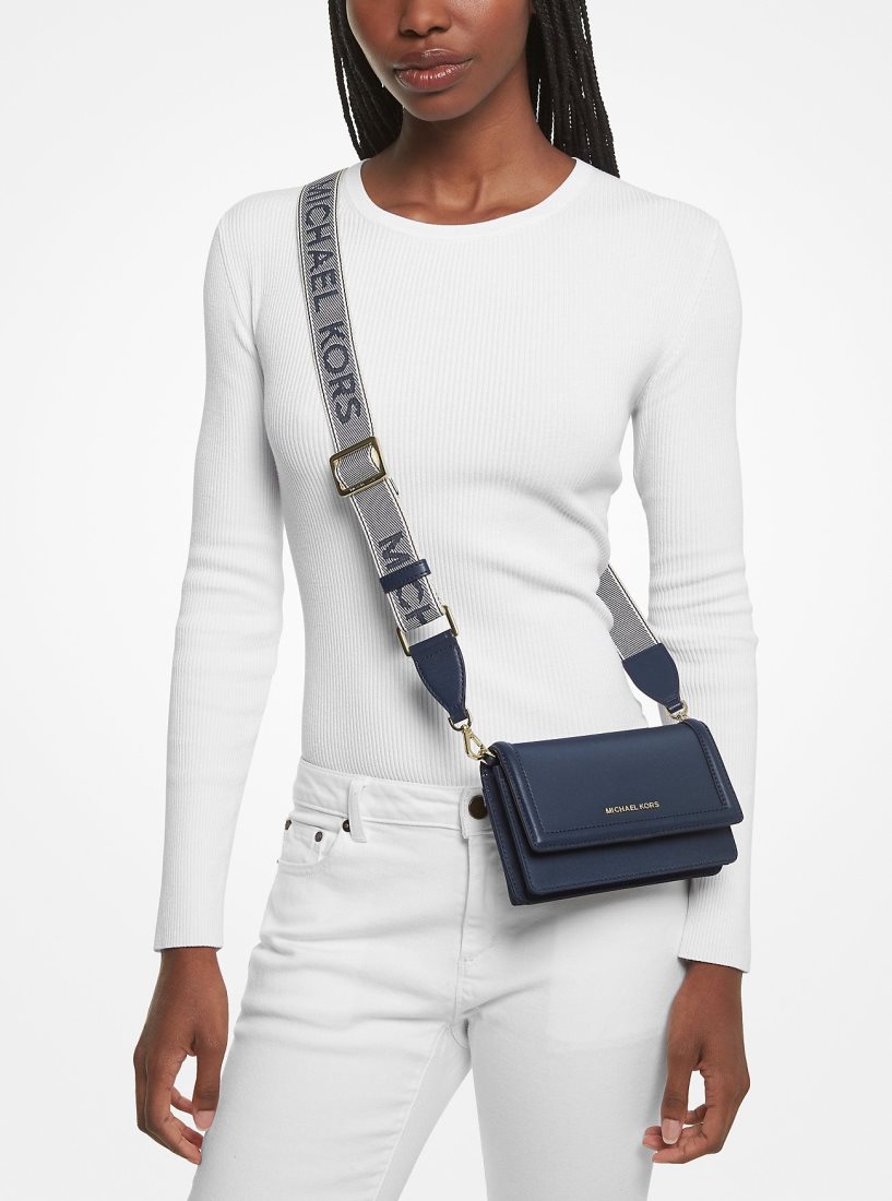 Sac Crossbody Michael Kors Jet Set Small Nylon Gabardine Smartphone Crossbody Bag Femme Bleu Marine | 8170LPQAI